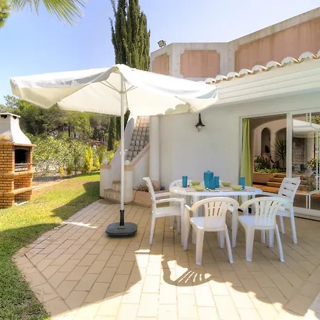 Old Village וילהמורה